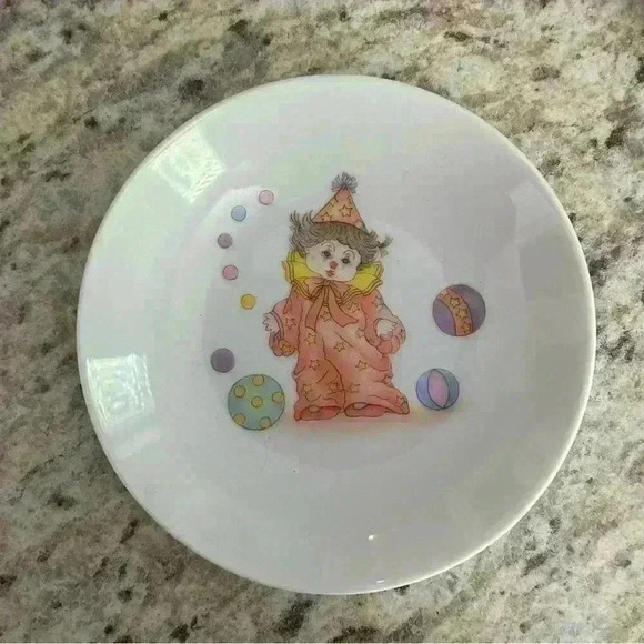 Vintage 3 Piece Child's Serving Set Fine Porcelain Small Clown Plate Bowl Cup - Picture 5 of 6